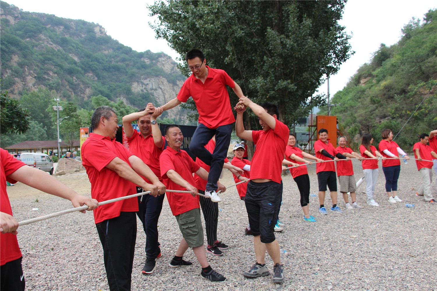 [石門山拓展基地]-團(tuán)隊(duì)凝聚力一日團(tuán)建