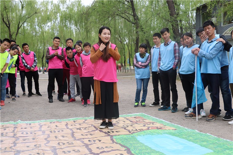 [快樂假日大酒店]+二日旅游團建活動