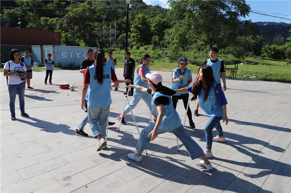 [百泉山自然風(fēng)景區(qū)拓展基地]-素質(zhì)拓展-二日?qǐng)F(tuán)建