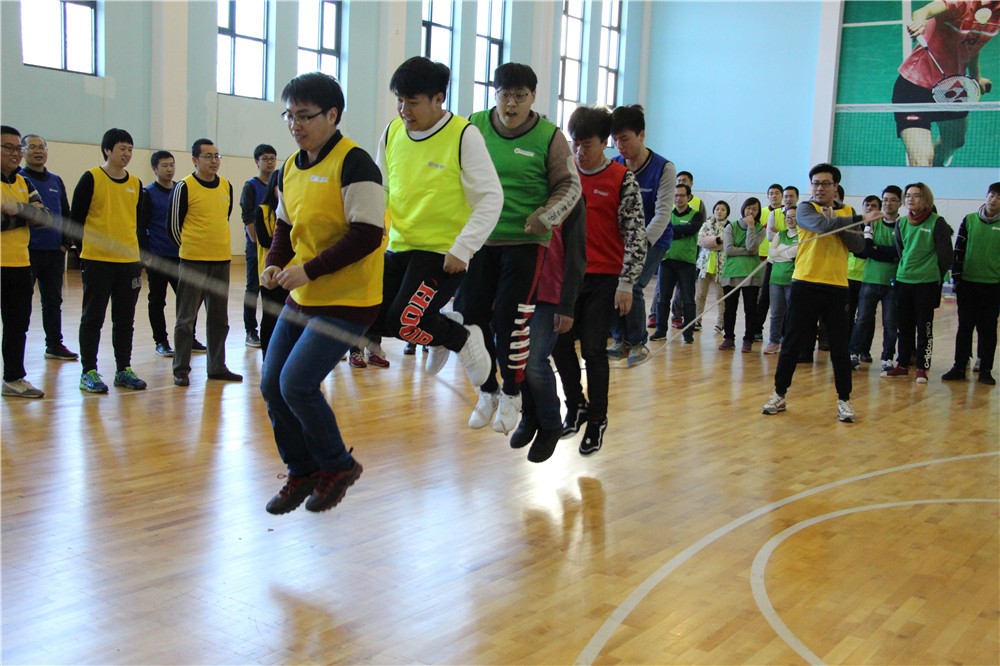 [密云白河岸邊度假村]+戰(zhàn)狼特訓(xùn)一日拓展活動