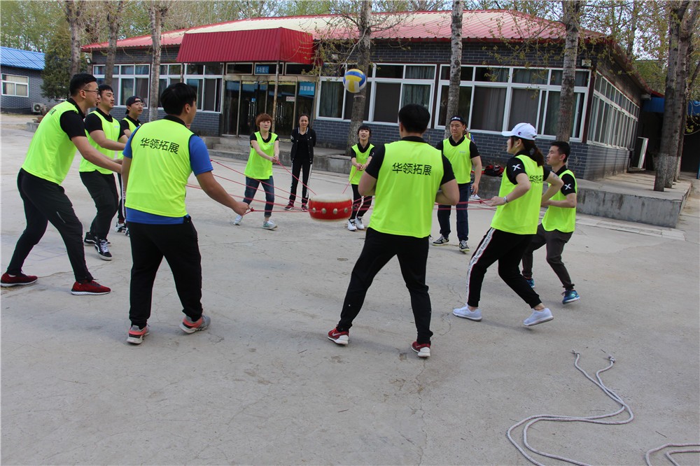 [懷柔鵝和鴨農(nóng)莊]戰(zhàn)狼特訓(xùn)二日拓展活動(dòng)