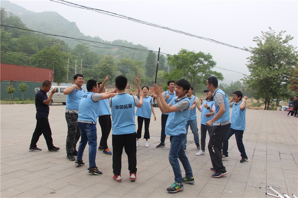 [雄安怡欣園生態(tài)旅游度假村]+場(chǎng)地拓展一日?qǐng)F(tuán)建