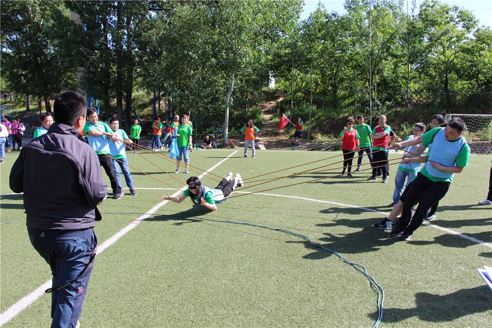 [雄安月霖生態(tài)園]場(chǎng)地拓展一日?qǐng)F(tuán)建活動(dòng)