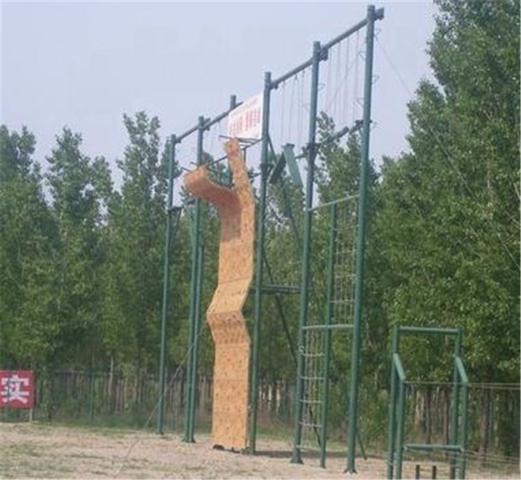 [上海青浦錦繡園軍事基地]-一日軍事拓展活動(dòng)