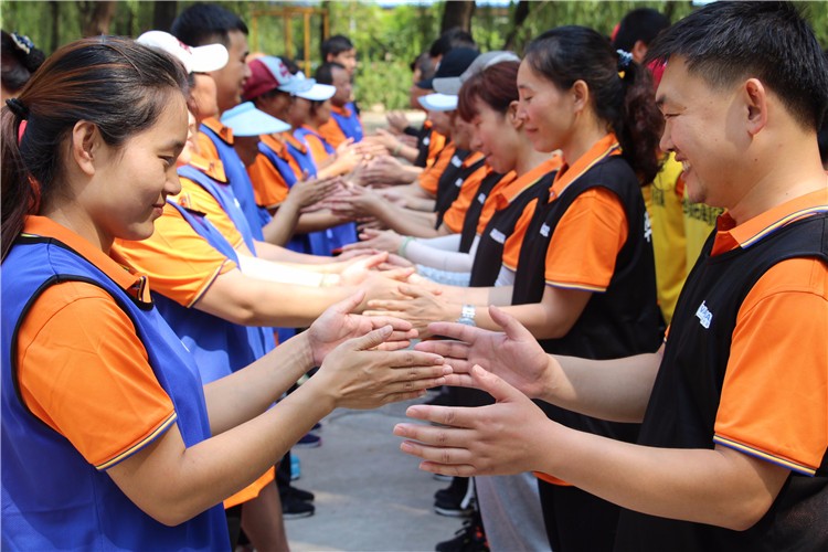 [上海華博生態(tài)拓展基地]+戰(zhàn)狼特訓一日拓展活動