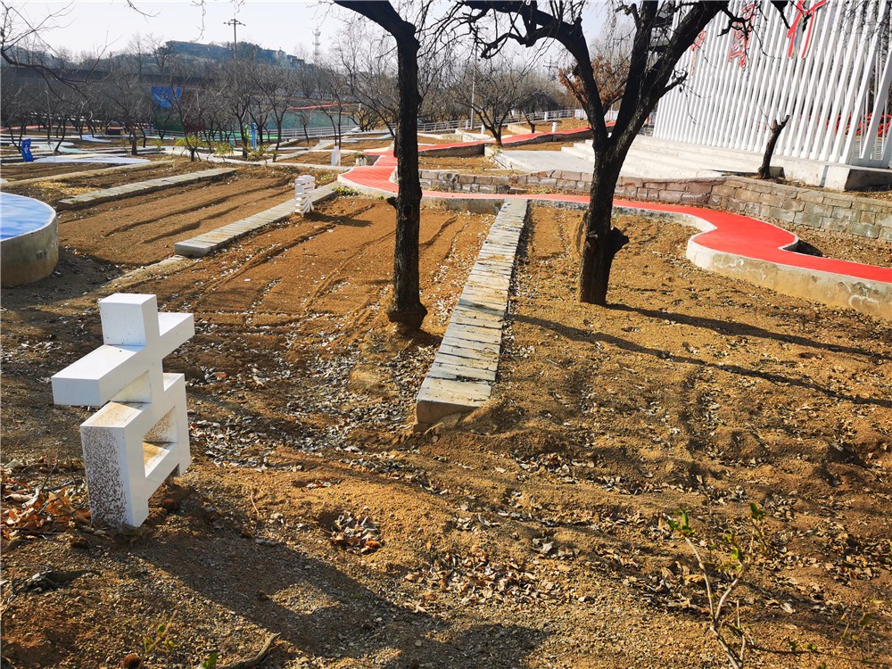 [春季植樹]+守護(hù)藍(lán)天懷柔一日春季植樹活動(dòng)